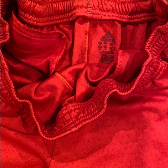 Adidas sports shorts - Picture 2 of 2